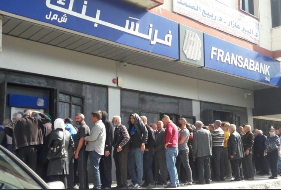 رفع سعر الفائدة على الدولار .. هل سوريا على طريق لبنان في "الاستحواذ" على مدخرات المواطنين ..