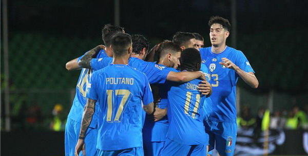  إيطاليا بطلة أوروبا تتصدر "مجموعة الموت" بفوزها على المجر في دوري الأمم الأوروبية
