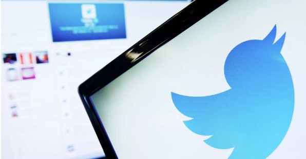 أدوات جديدة من تويتر للإبلاغ عن التغريدات المسيئة 