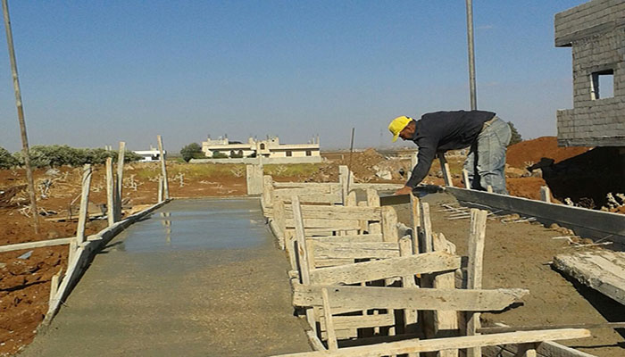 طن الإسمنت يتجاوز 800 ألف.. مشاريع البناء تدخل في دوامة الركود مجدداً في درعا
