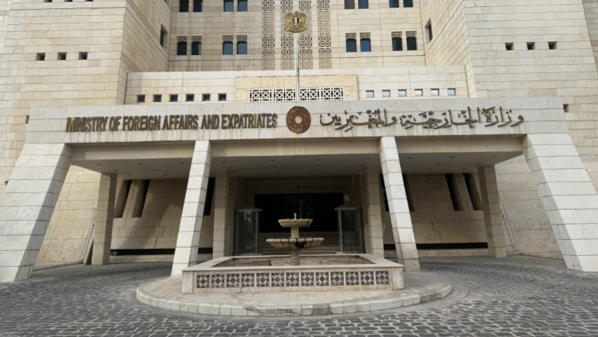  الخارجية: مشكلة المفاوضات مع "قسد" غياب رؤية موحدة ضمن قيادتها