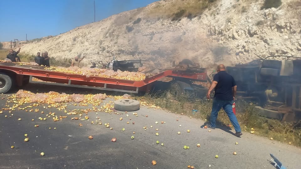 وفاة 3 أشخاص بحادث سير بريف ادلب