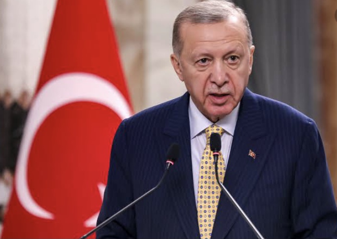 أردوغان: رغم الاستفزازات الإسرائيلية نرى الاستقرار بدأ في سوريا
